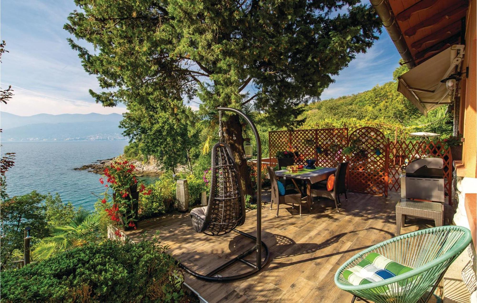 Lovely Apartment In Rijeka With House Sea View المظهر الخارجي الصورة